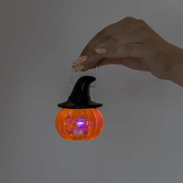 Светодиодная свеча (LED) с подвеской "Тыква в шляпе", 9 см (9242-013) E-9242013 фото